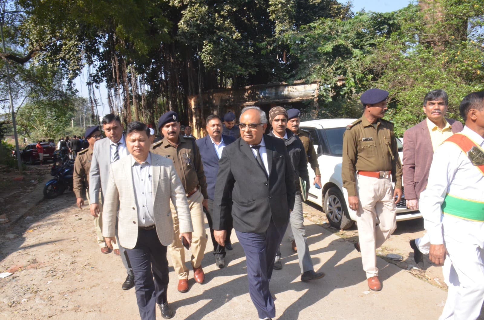 Dhanbad News: सदर अस्पताल कैंपस में अधिवक्ताओं के लिए होगी पार्किंग