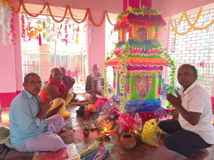 बजरंगबली स्थान में शुरू हुआ दो दिवसीय अष्टयाम, माहौल भक्तिमय