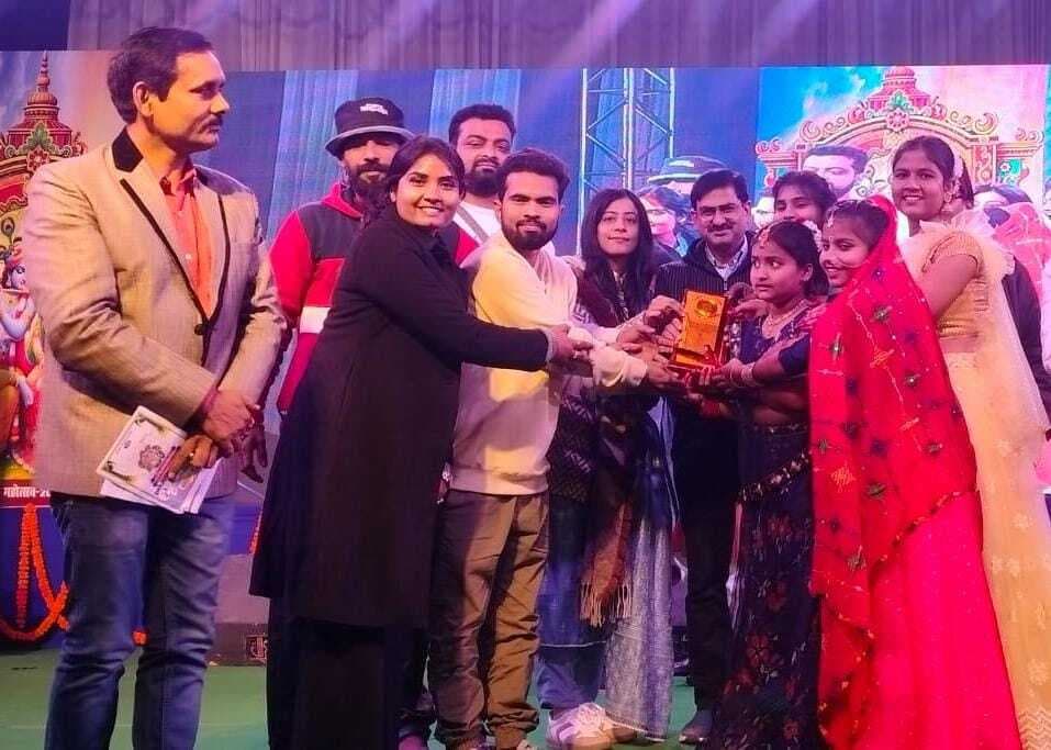 गोपाष्टमी महोत्सव के तीसरे दिन स्थानीय कलाकार के जबरदस्त प्रदर्शन