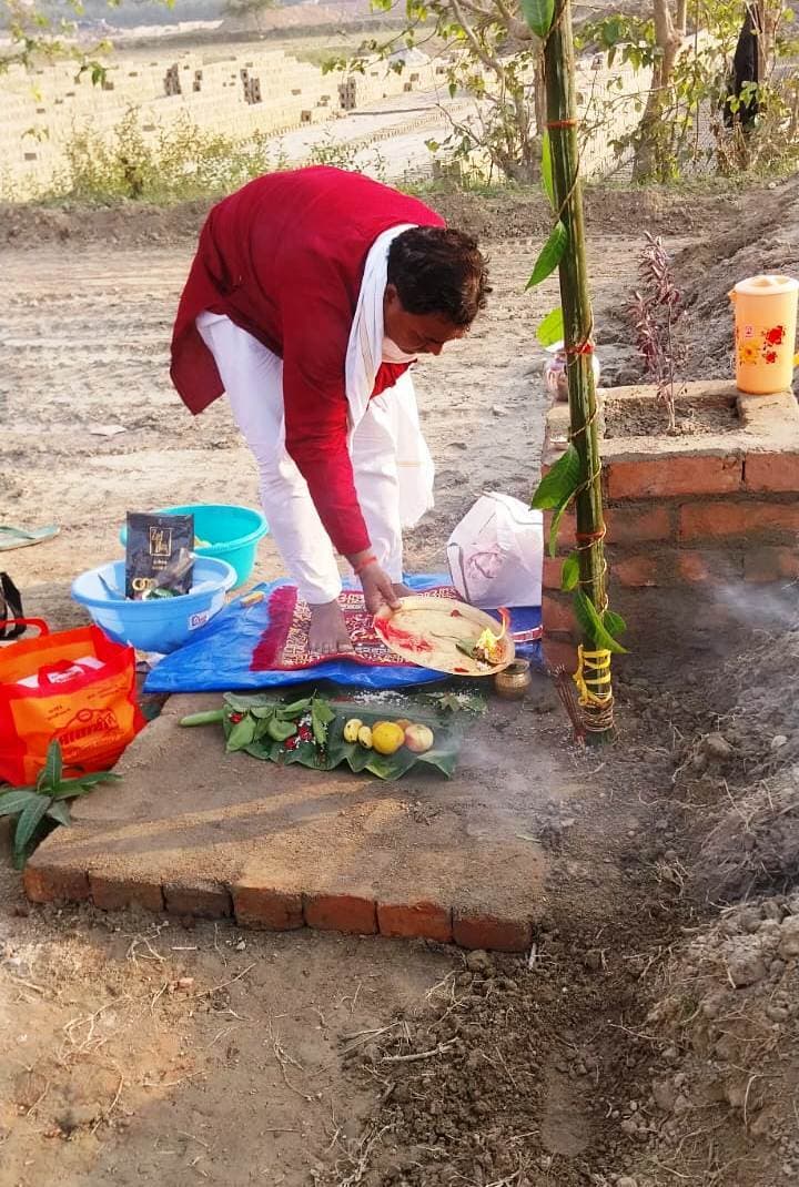 Bhagalpur newsरिवरफ्रंट की तरह विकसित होगा गंगा तट, भूमि पूजन कर कार्य शुरू