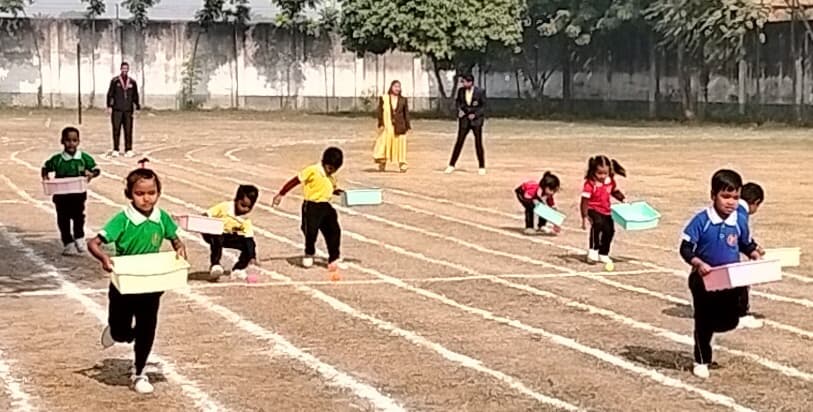 कबड्डी के बॉयज कैटेगरी में ग्रीन हाउस तो गर्ल्स में रेड हाउस रही विजेता