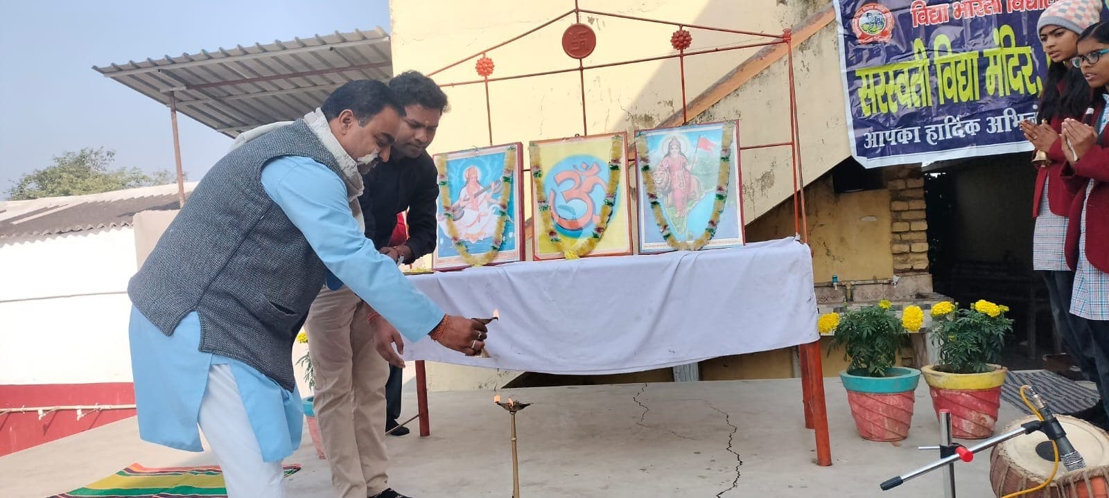 हर मौसम में हमारी रक्षा करती है सेना, शौर्य पर सवाल उठाना उचित नहीं