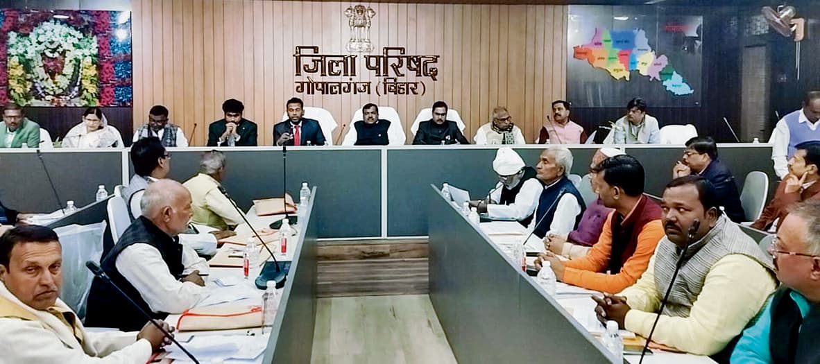 Gopalganj News : अल्ट्रासाउंड और पैथोलॉजी के नवीकरण में धांधली, मंत्री ने दिया जांच का आदेश