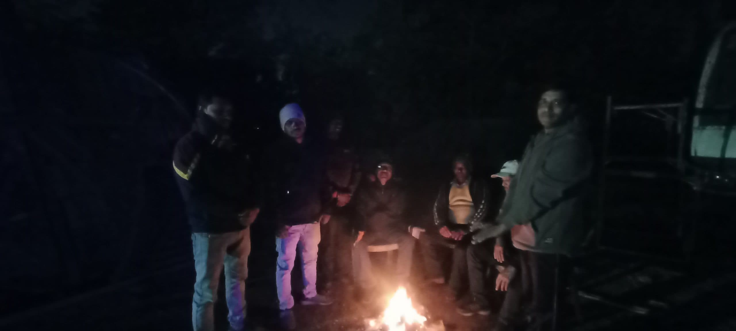 ठंड से बचाव के लिए चौक-चौराहों पर हो अलाव की व्यवस्था : सचिव