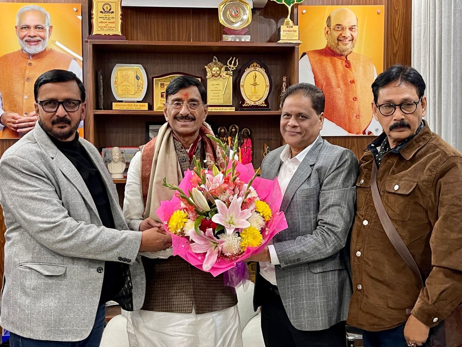 Wushu: रक्षा राज्य मंत्री संजय सेठ वुशु के पदाधिकारियों व खिलाड़ियों से मिले