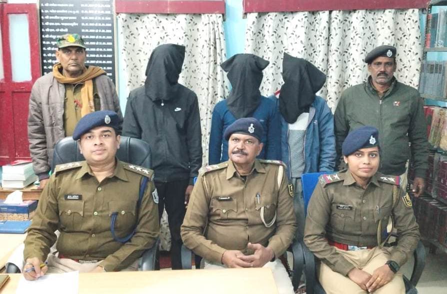 Aurangabad News : चोरी की बाइक के साथ चार गिरफ्तार