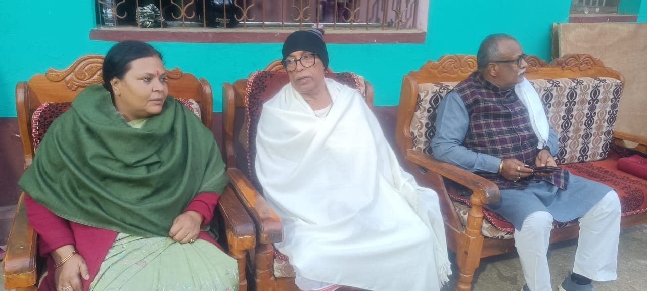 मंत्री ने विस अध्यक्ष के पिता को दी श्रद्धांजलि