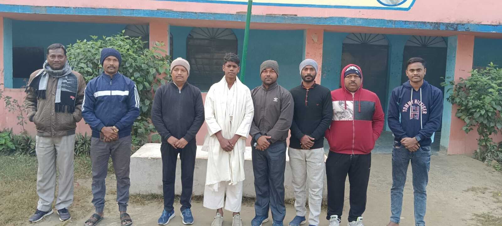 मॉशर्ल आर्ट खिलाड़ी सौरव नेशनल प्रतियोगिता के लिए मध्य प्रदेश रवाना