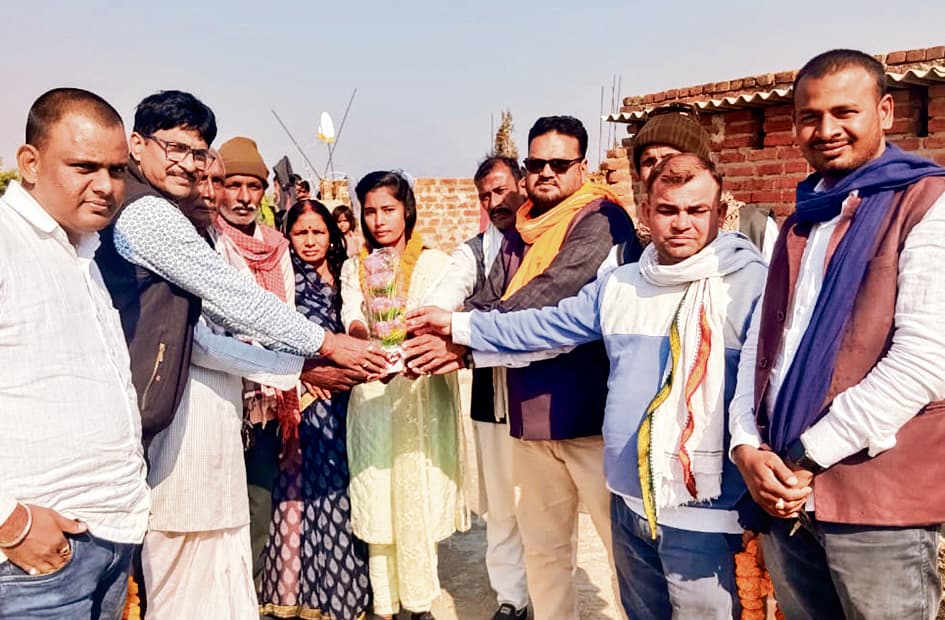 Gaya News : नक्सलग्रस्त छकरबंधा की टिंकी का बीएसएफ, तो अरविंद का सीआइएसएफ में चयन