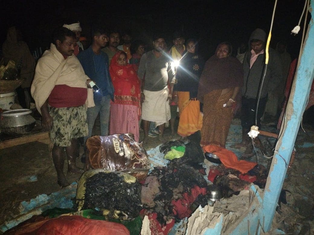 बिथान के सलहा में 15 घर जले, लाखों का नुकसान