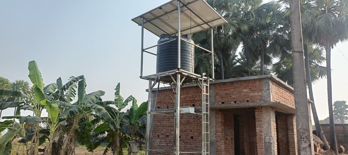 पेयजल संकट का सामना कर रहे ग्रामीण