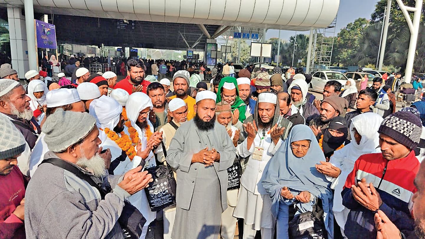 Ranchi News: 250 लोगों का जत्था उमरा के लिए रवाना