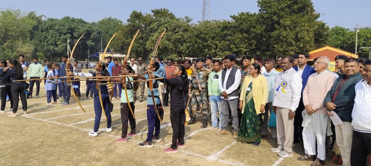 East Singhbhum : शिक्षा की बुनियाद मजबूत करने को बनेगी कमेटी, केरल व दिल्ली में टीम भेजेंगे : मंत्री