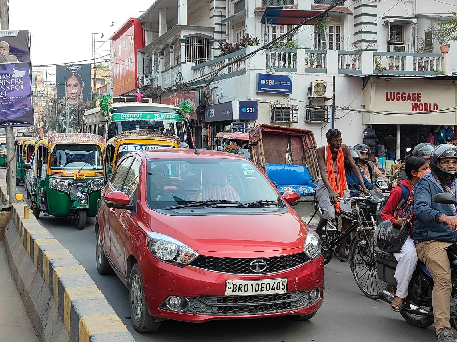Patna News : जीरो माइल से सुबह छह बजे के बाद शहर में प्रवेश नहीं कर पायेंगे बड़े वाहन