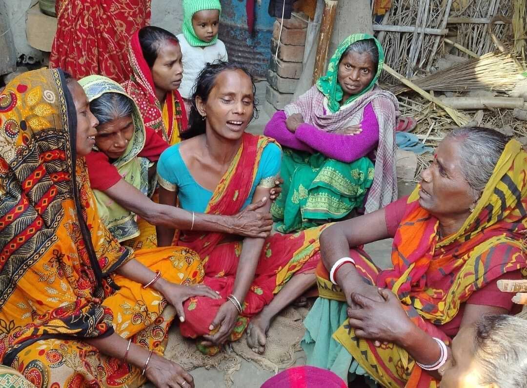 भुटाहा मोड़ रेलवे फाटक पर ट्रेन से कटकर चाचा-भतीजा की मौत