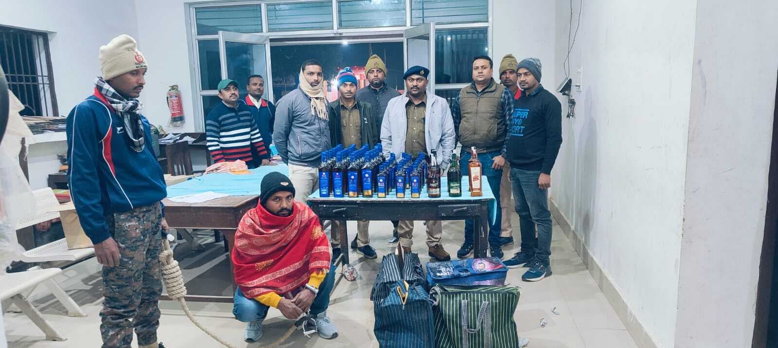 66 लीटर विदेशी शराब के साथ एक तस्कर गिरफ्तार