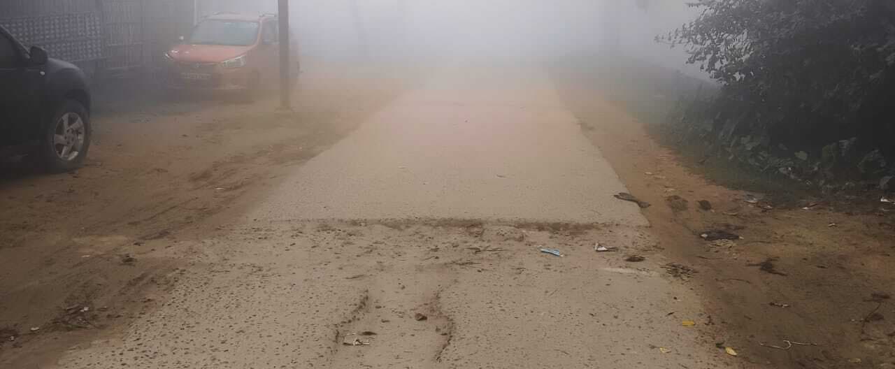 नगर परिषद ही नही, विधायक और सांसद को भी नहीं है शहर के सड़क की फिक्र