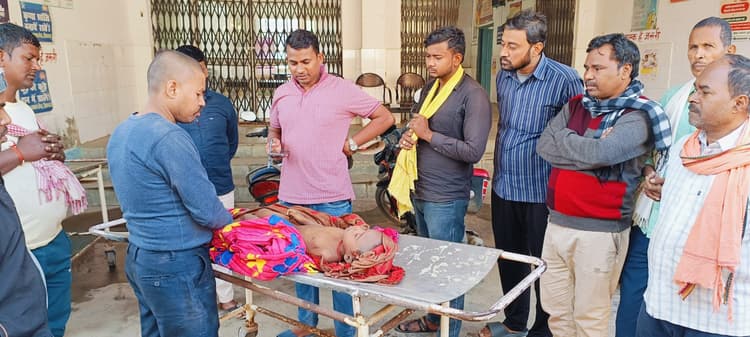 बिस्किट लाने दुकान जा रहे पांच वर्षीय बच्चे की करंट लगने से मौत