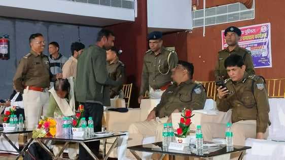 जरूरतमंद व कमजोर तबके के लोगों को लाभ व न्याय दिलाना कार्यक्रम की प्राथमिकता : डीआइजी