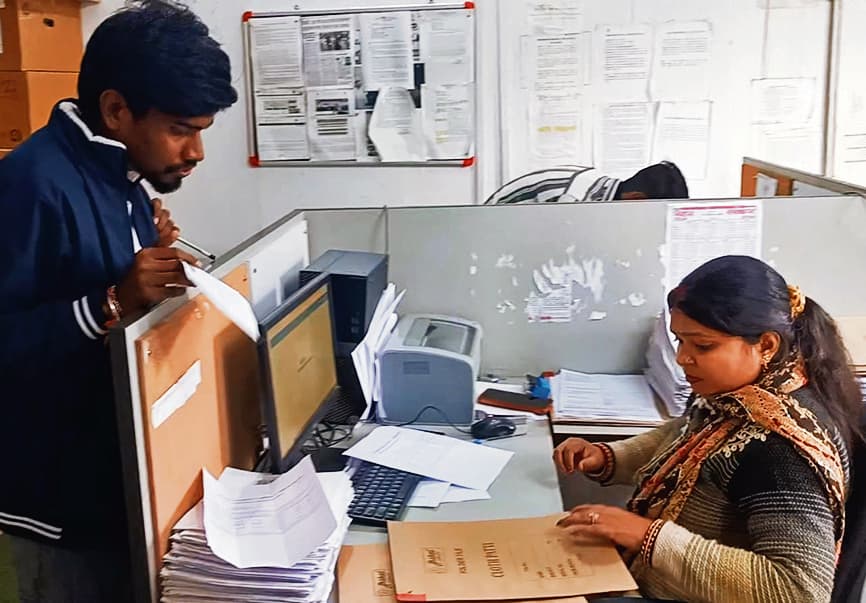Gopalganj News : एजुकेशन लोन जमा नहीं करने वाले 527 छात्रों पर सर्टिफिकेट केस दर्ज, बिहार शिक्षा वित्त निगम की ओर से की गयी कार्रवाई