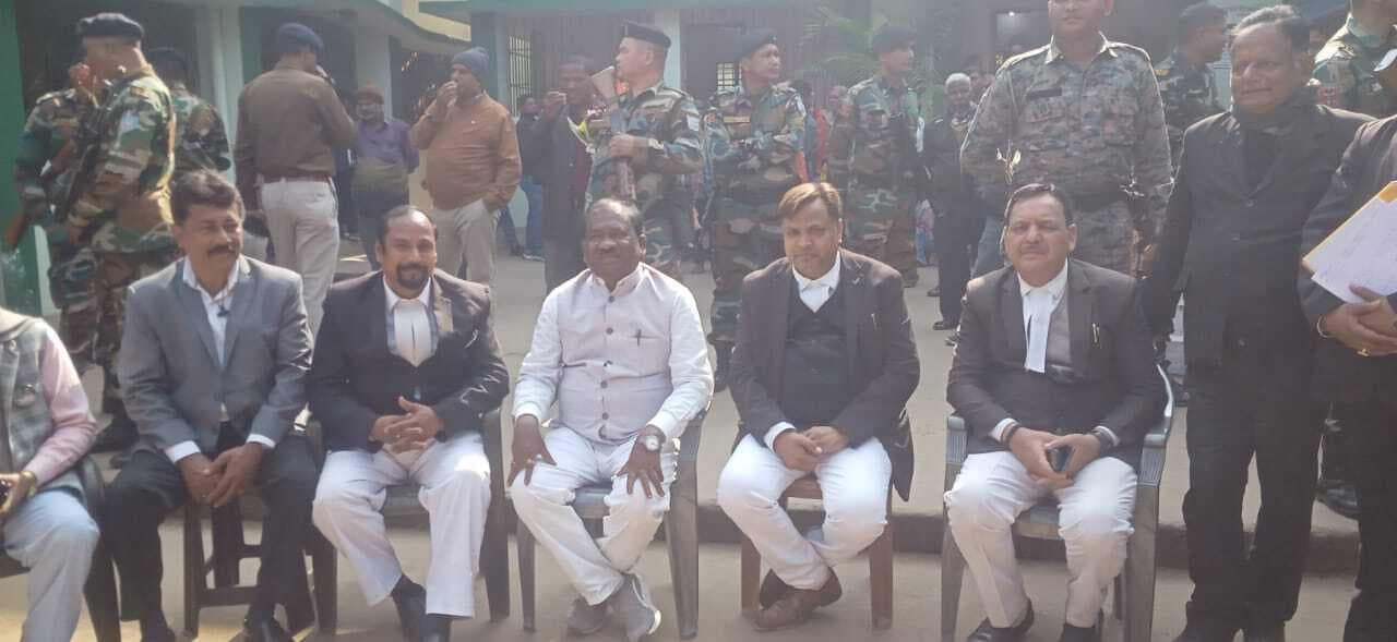 chaibasa News : आचार संहिता उल्लंघन मामले में मंत्री रामदास सोरेन का बयान दर्ज