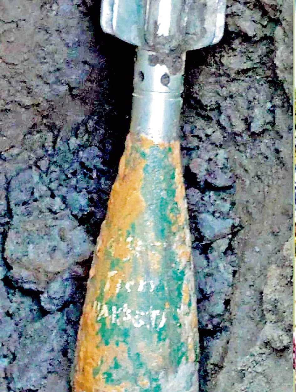 खेत से मिला पाकिस्तानी मोर्टार शेल