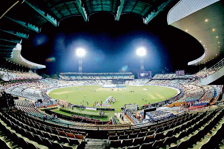 इडेन गार्डेंस में नायर व झूलन के नाम पर स्टैंड्स का नामकरण