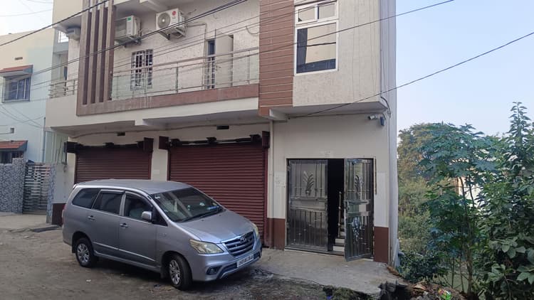 Bokaro News : फुसरो में कोयला व्यवसायी के यहां जीएसटी टीम का सर्वे