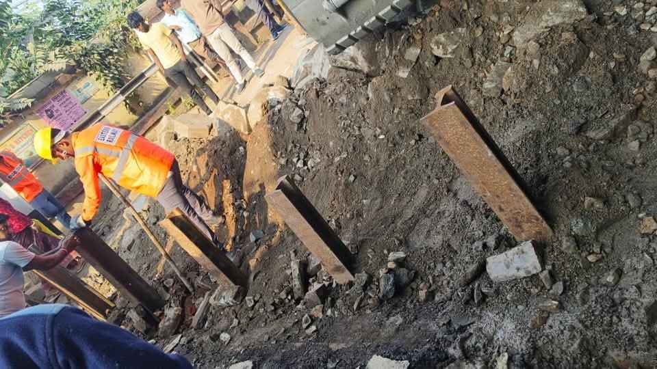 रेल फाटक खुलवाने के लिए एसडीओ ने डीआरएम को लिखा पत्र