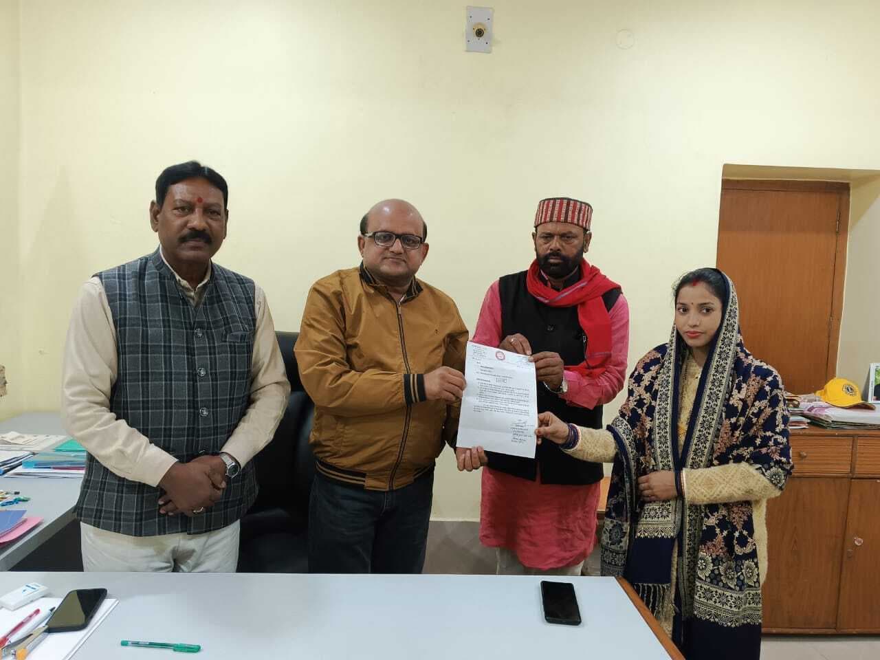 लायंस क्लब के चिकित्सकों से की निजी क्लिनिकों में मुफ्त इलाज की मांग