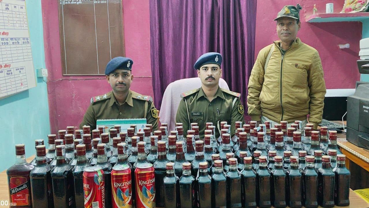 पूरबसराय थाना पुलिस ने 66.375 लीटर विदेशी शराब किया बरामद, तस्कर फरार