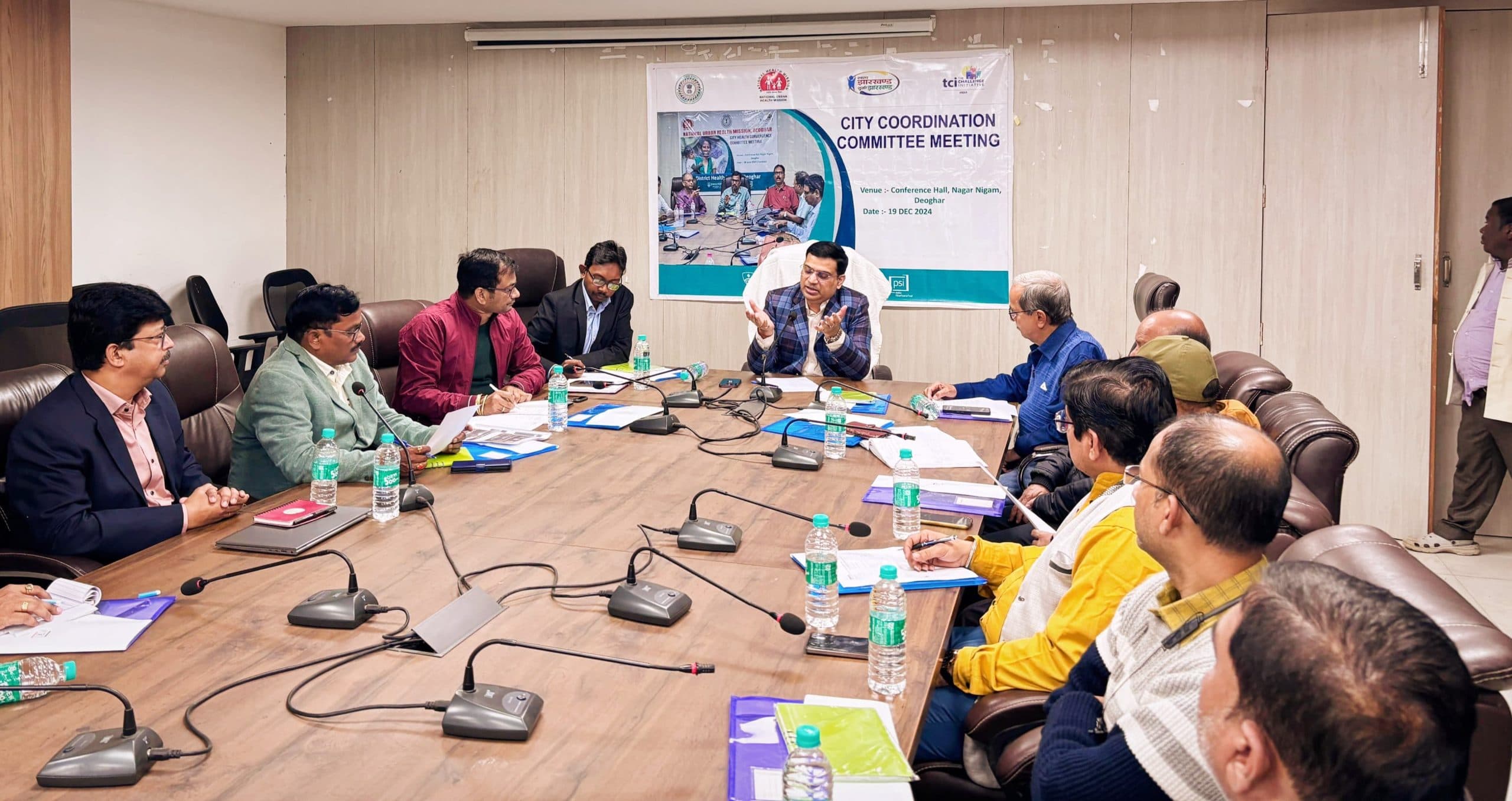 Deoghar News : झुग्गियों में रहनेवालों को सभी सुविधाएं देने का निर्णय