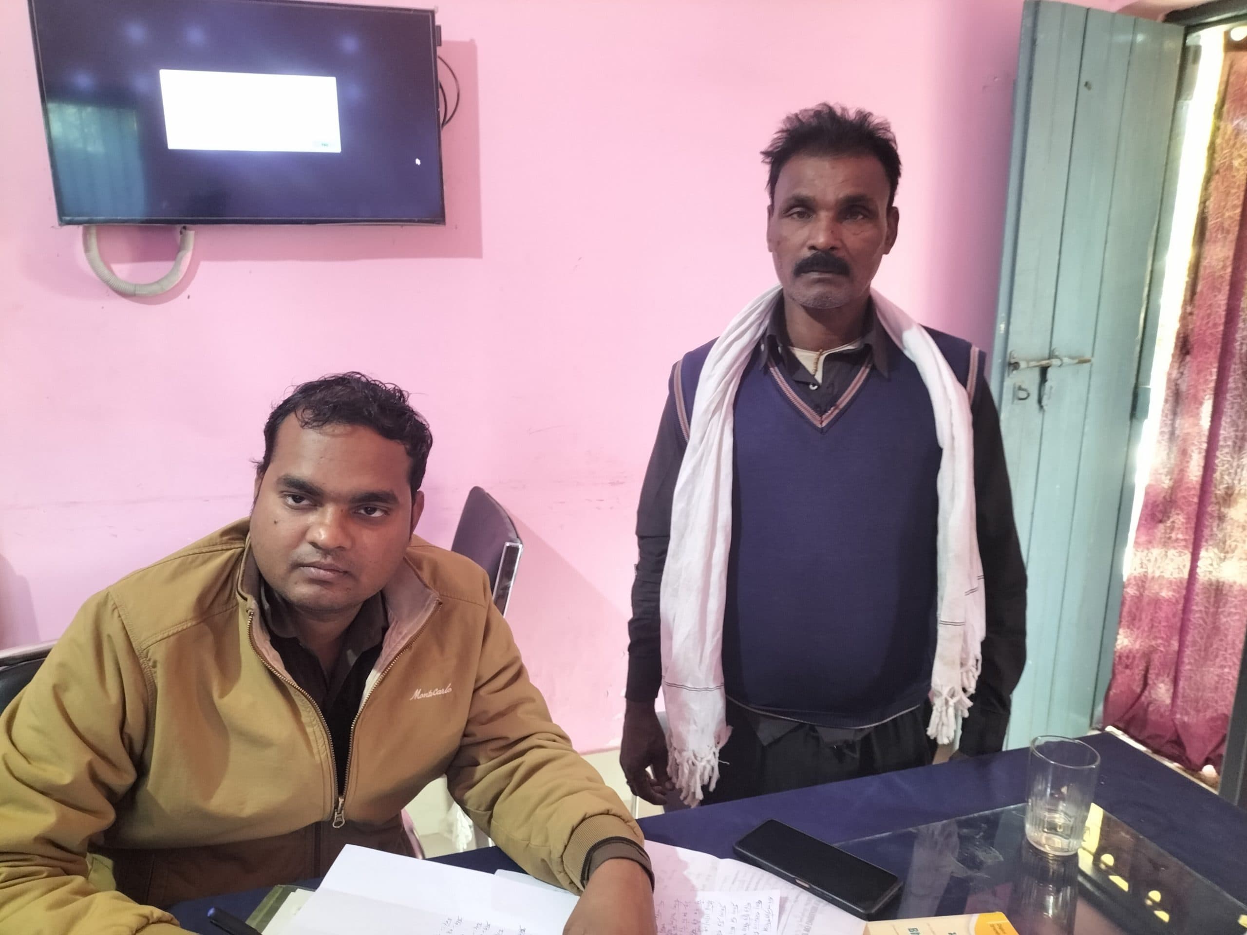 पैक्स सदस्य को पुलिस ने जोगबनी से किया बरामद