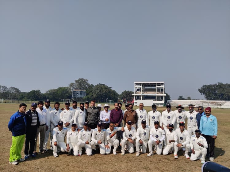 सेंट्रल स्ट्राइक और कंबाइड हीरोज की टीमें जीतीं