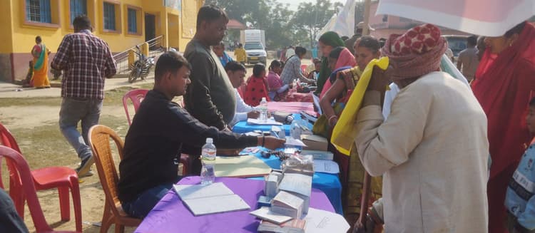 आपके द्वार कार्यक्रम में निबटाये गये मामले