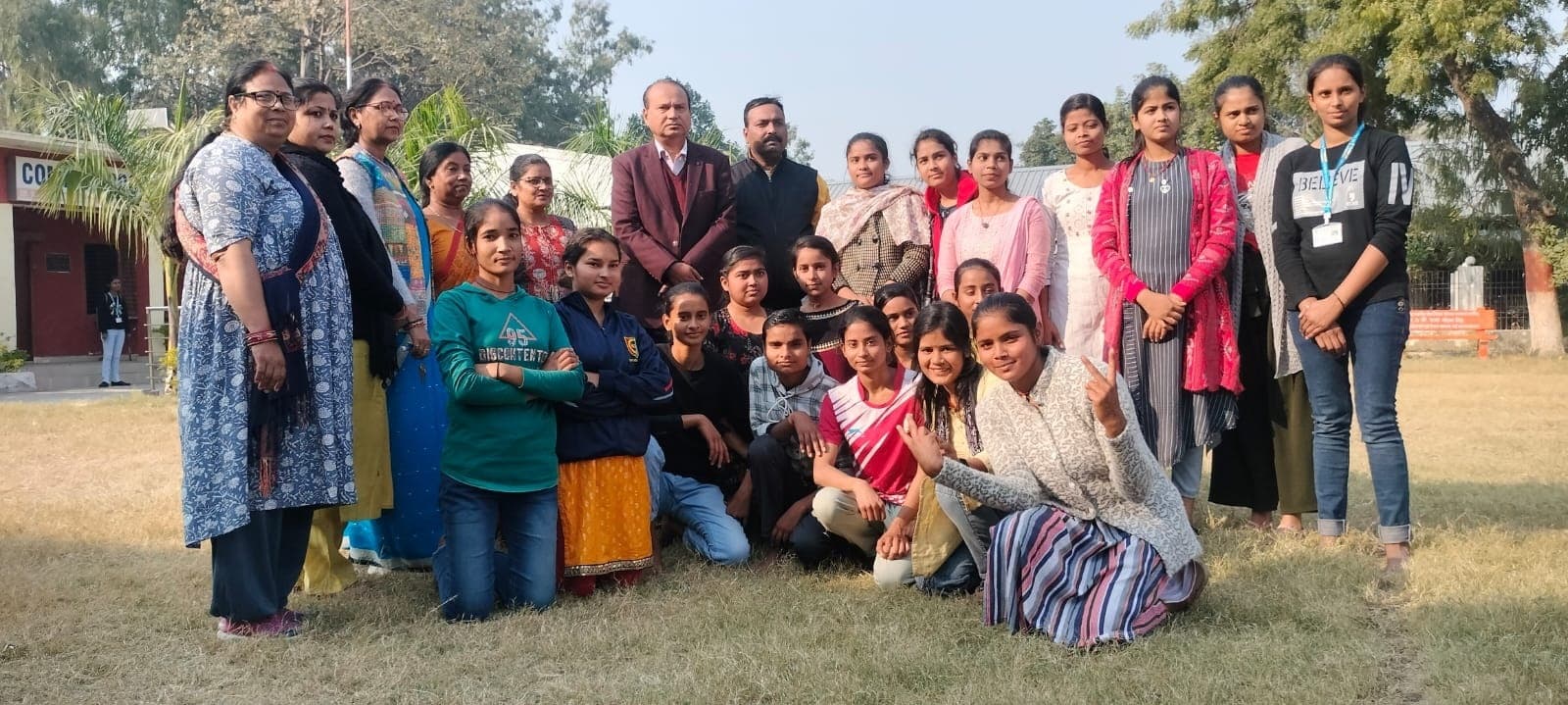 वार्षिक खेलकूद प्रतियोगिता में छात्राओं ने दिखाई प्रतिभा