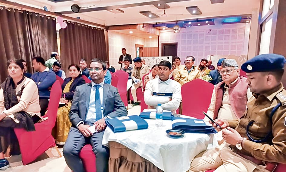 Gaya News : लोग होंगे जागरूक तो बाल संरक्षण का अभियान लायेगा रंग