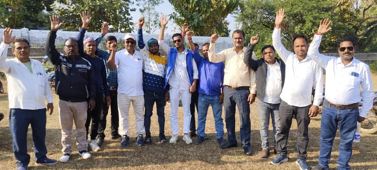 Deoghar news : पंचायत समिति की मासिक बैठक पांच महीनों से नहीं होने पर सदस्यों ने जतायी नाराजगी