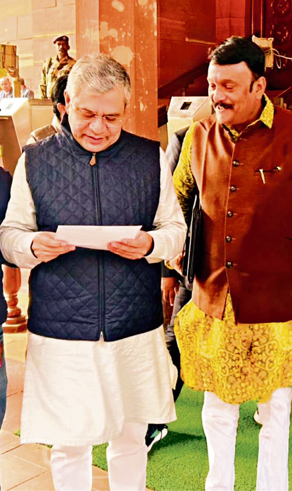 Jharsuguda News: बरगढ़ सांसद ने रेल मंत्री से की मुलाकात, बोले-ब्रजराजनगर और बेलपहाड़ में एक्सप्रेस ट्रेनों का हो ठहराव