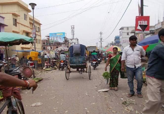 Katihar news : अलविदा 2024 : बाटा चौक से महमूद चौक तक सड़क चौड़ीकरण का शहरवासियों को रह गया मलाल