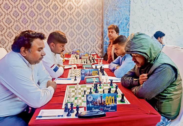 डियामन्ट कप शतरंज प्रतियोगिता में पांच खिलाड़ी शीर्ष पर