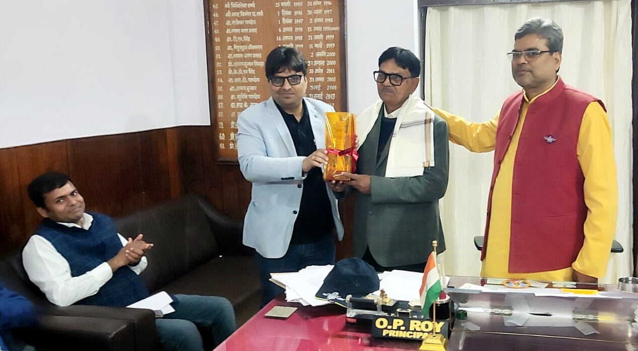 भटकाव से लक्ष्य में बाधा, सफलता के लिये पूर्ण समर्पण जरूरी