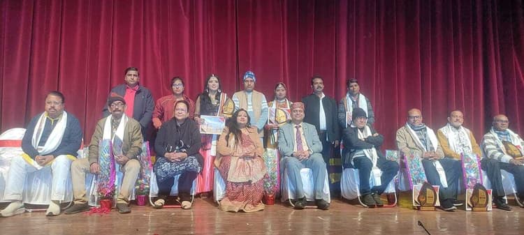 छह वरिष्ठ रंगकर्मियों को मिला सम्मान