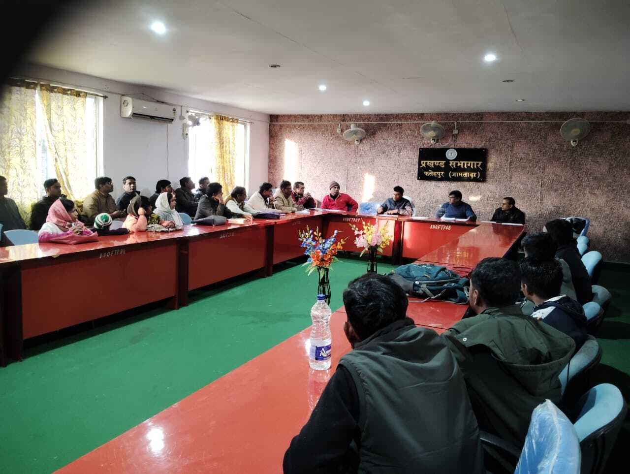 मंईयां योजना के लंबित आवेदन करें निष्पादन करें :  बीडीओ