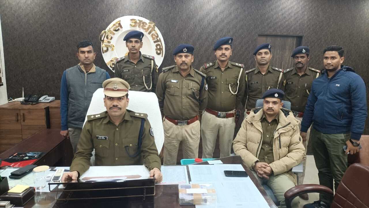 मवेशी व्यापारी से छिनतई मामले का पुलिस ने 48 घंटे में किया उद्भेदन, तीन अपराधी गिरफ्तार