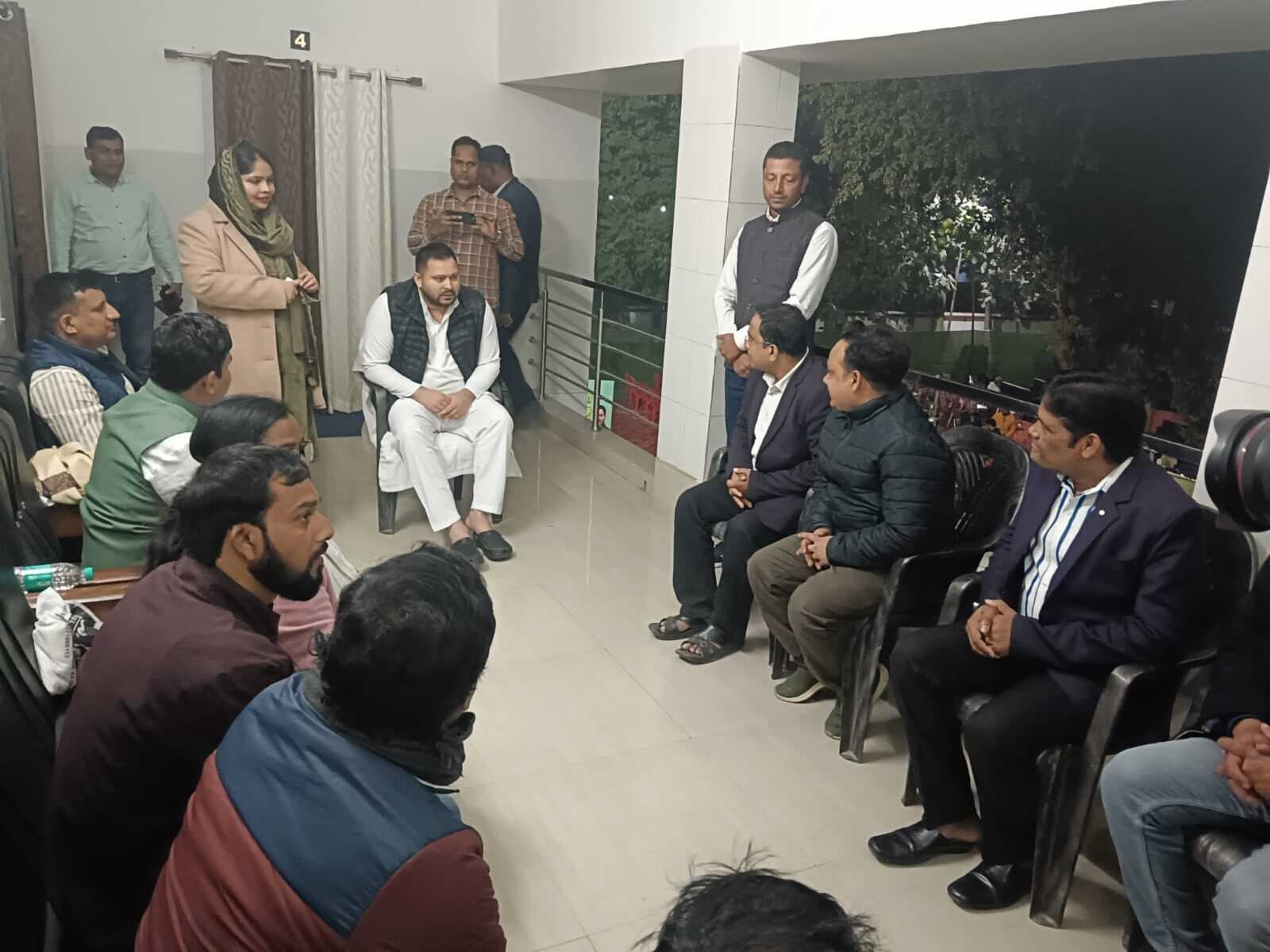 नेता प्रतिपक्ष तेजस्वी यादव कार्यकर्ताओं से आज करेंगे संवाद कार्यक्रम, देर शाम पहुंचे कटिहार