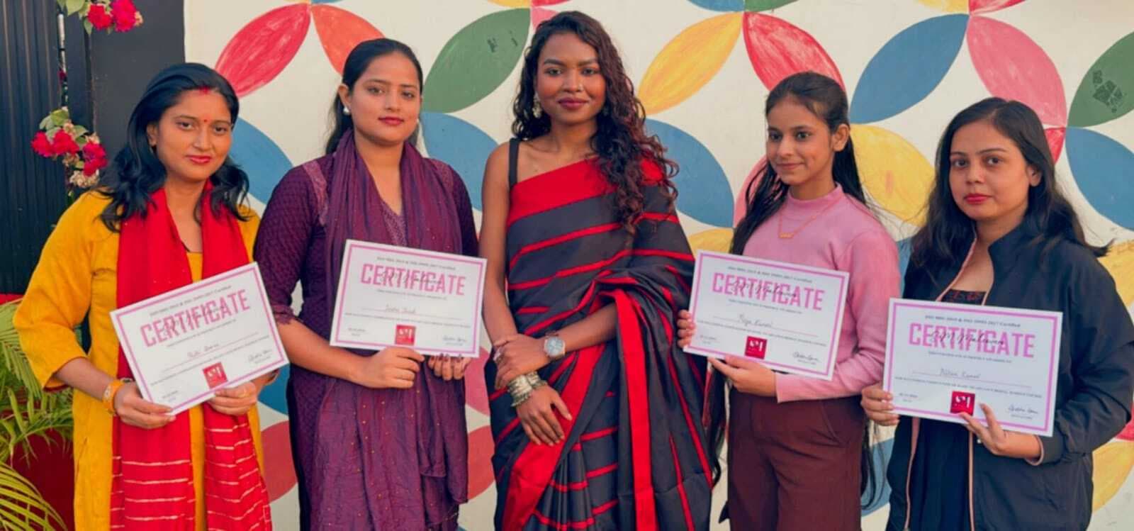 महिलाओं को सशक्त बनाने के लिए किया गया प्रशिक्षित