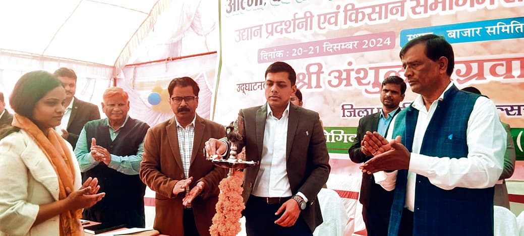 Buxar News: जैविक खेती से आपको ही नहीं, आने वाली कई पीढ़ियों को भी मिलेगा लाभ : डीएम