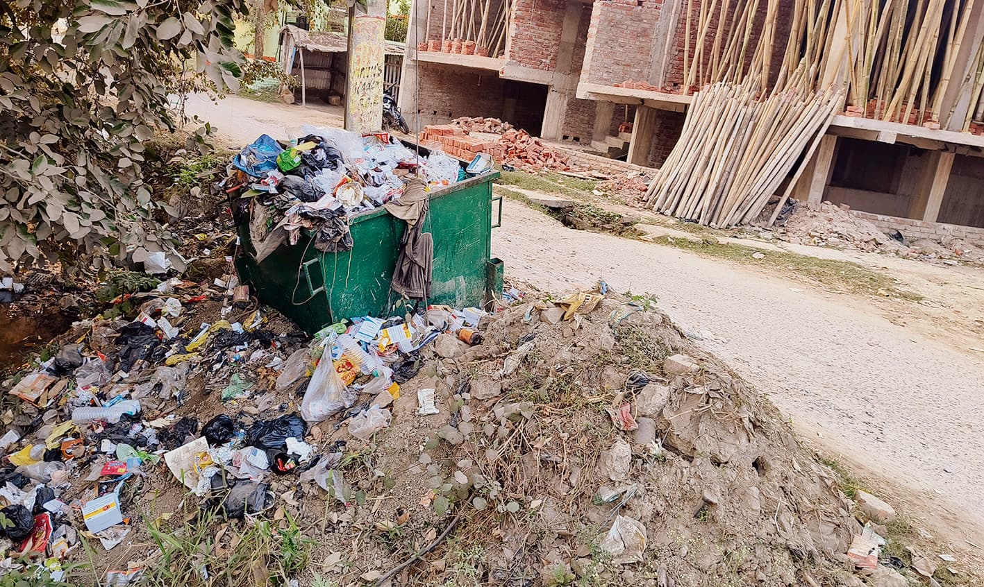 Buxar News: शहर में समय से नहीं उठाया जा रहा कचरा