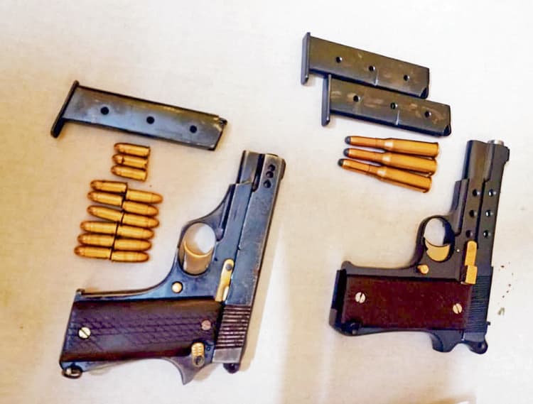 Gaya News : आर्म्स सप्लाइ के मामले में गया के दो कोलकाता में अरेस्ट